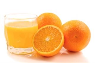 foto da receita Suco de laranja com berinjela