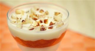 foto da receita Taça trifásica de damasco e iogurte