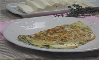foto da receita Omelete com tomilho recheado com queijo