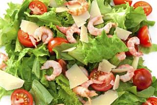 foto da receita Salada de camarão com alface