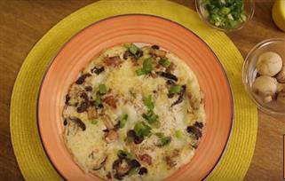 foto da receita Omelete de claras com frango e cogumelos 