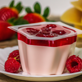 Sobremesa de gelatina e iogurte natural