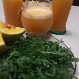 Suco detox abacaxi, cenoura e rúcula