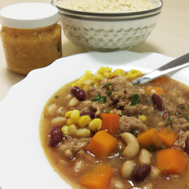 sopa de feijão com macarrão e legumes